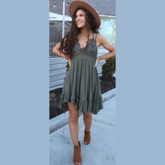 SCALLOPED LACE BRALETTE DRESS - OLIVE - Size XS - Picture 4 of 11